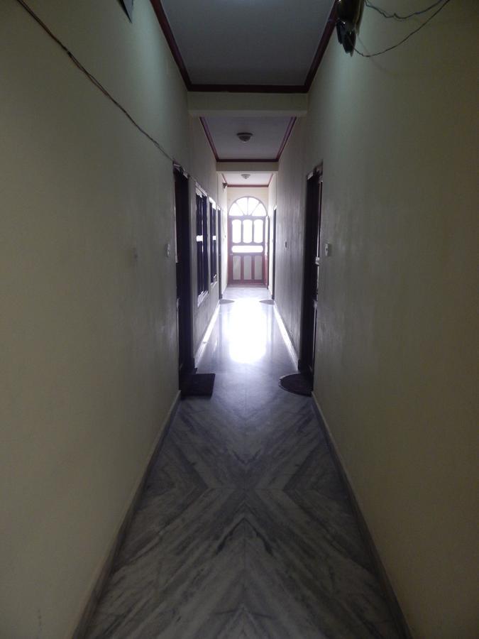 Hotel Marigold Pokhara Esterno foto