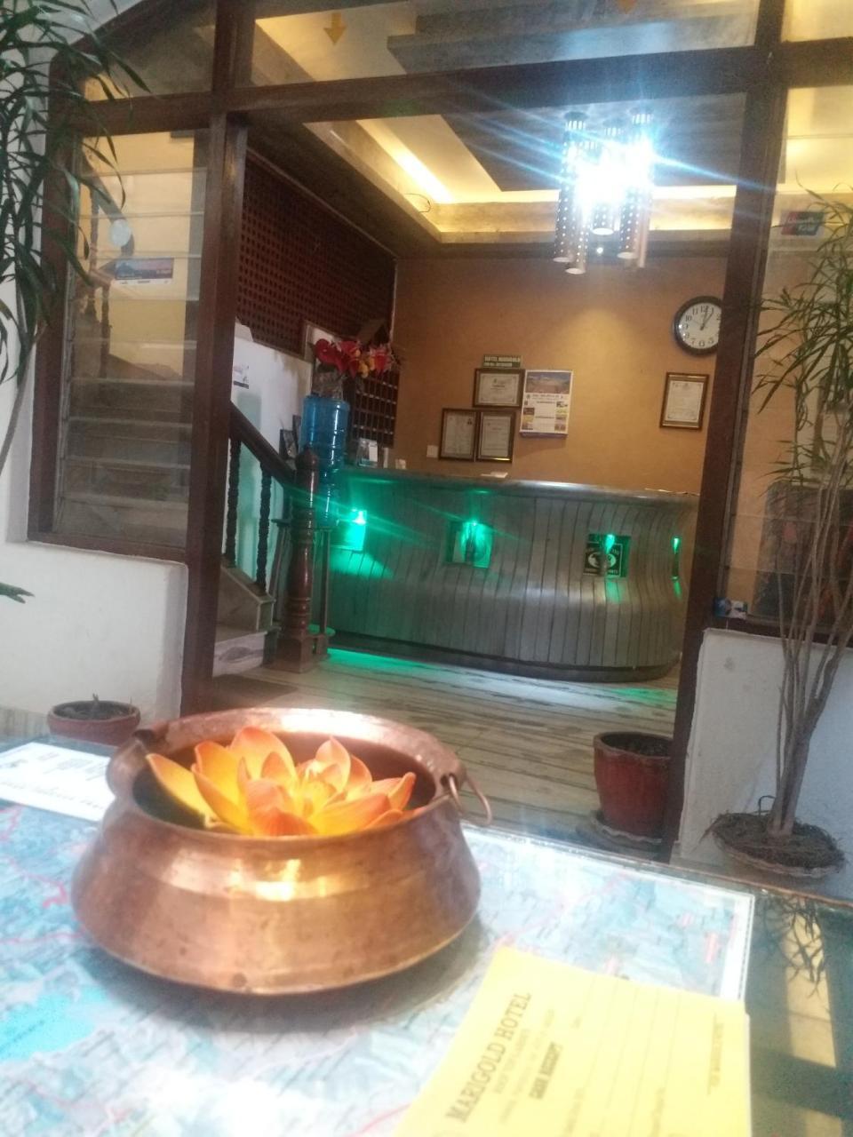 Hotel Marigold Pokhara Esterno foto